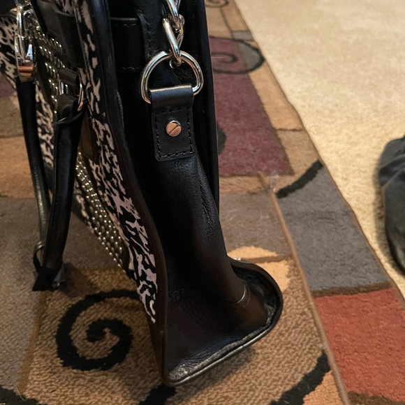 Michael Kors original bag only used once great condition - Picture 5 of 7